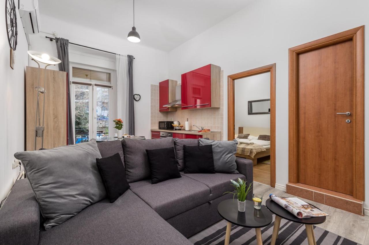 Wien Apartment Рийека Екстериор снимка